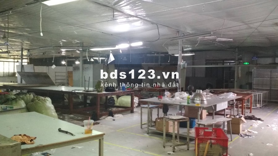 Cho thuê gấp kho xưởng mặt tiền Nguyễn Văn Quá gần Quang Trung, Quận 12, DT 3.100m2, giá tốt Q.12