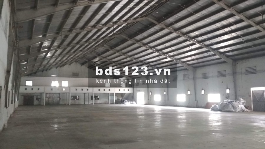 Cần cho thuê kho xưởng 2 mặt tiền Quốc Lộ 22, Hóc Môn, 3.600m2, giá cạnh tranh của khu Hóc Môn