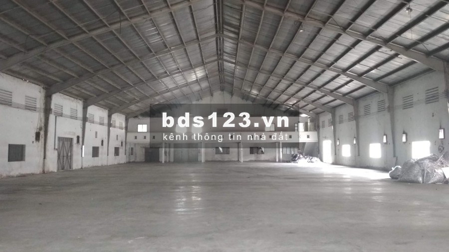 Cần cho thuê kho xưởng 2 mặt tiền Quốc Lộ 22, Hóc Môn, 3.600m2, giá cạnh tranh của khu Hóc Môn