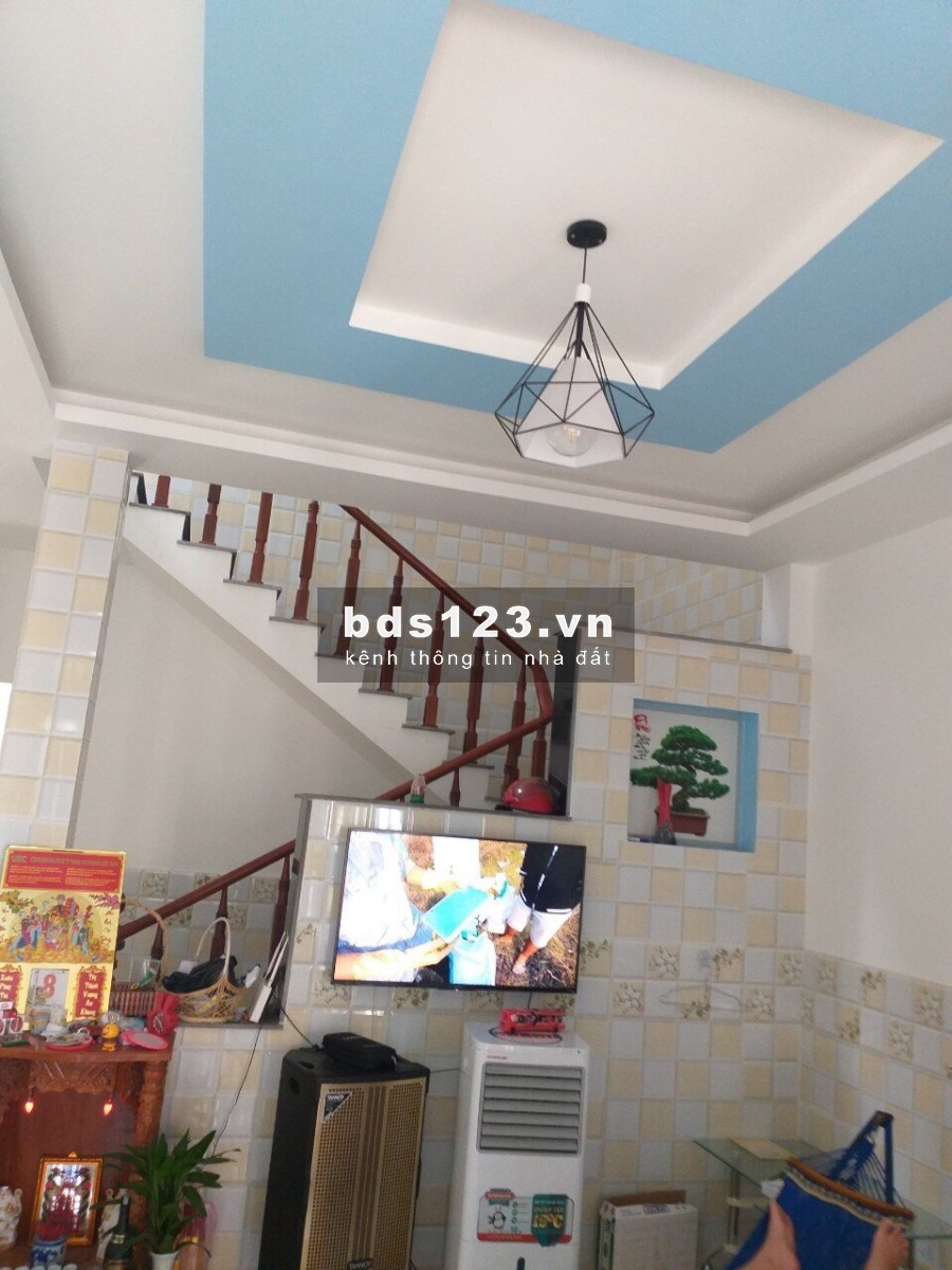 Nợ nặng lãi cần bán hết tất cả tài sản gồm 6 dãy nhà trọ, 1 căn nhà 1 trệt, 1 lầu còn mới