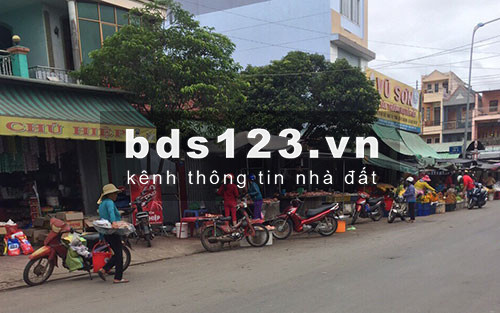 Không có người quản lý bán gấp 2 dãy nhà trọ gần KCN , chợ..thu nhập 15tr/tháng