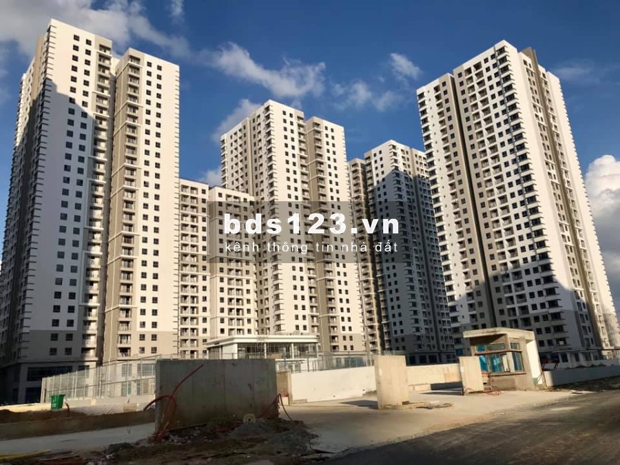 Chuyển nhượng căn hộ SaiGon South Residence 2 phòng ngủ 2 vệ sinhgiá bán 2,550 tỷ 3 phòng ngủ 2 vệ sinh giá bán 3.350tỷ, Liên hệ: 0938011552