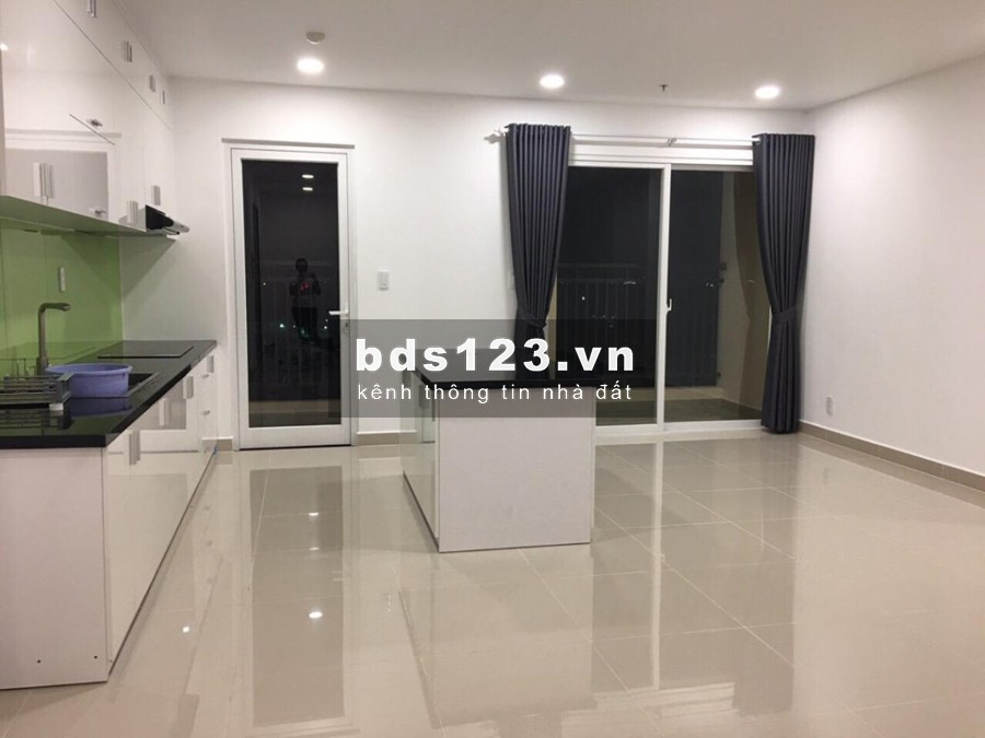 #12 Triệu - Thuê căn hộ 2 phòng ngủ / 2WC Cityland Park Hills nội thất cơ bản (rèm, ML, bếp) mới nhận nhà Ten 0933417473 Tony đi xem