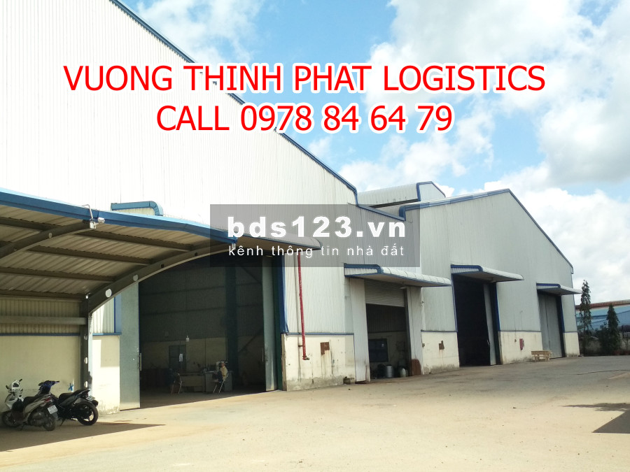 Cần cho thuê kho xưởng mặt tiền đường Tân Kỳ Tân Quý, diện tích 1.500m2, giá tốt Quận Tân Phú