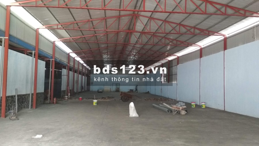 Cần cho thuê kho xưởng mặt tiền đường Tân Kỳ Tân Quý, diện tích 1.500m2, giá tốt Quận Tân Phú