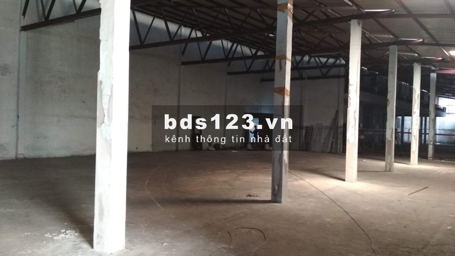 Cần cho thuê kho xưởng mặt tiền đường Tân Kỳ Tân Quý, diện tích 1.500m2, giá tốt Quận Tân Phú