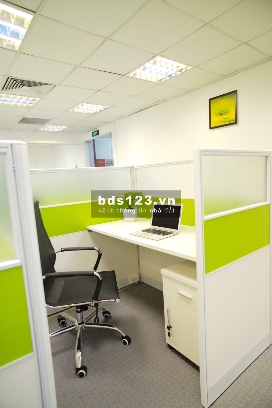 Cho thuê VP trọn gói chỗ ngồi chia sẻ, toà nhà 12 tầng Hoàn Kiếm, giá 7 tr/phòng 4 người