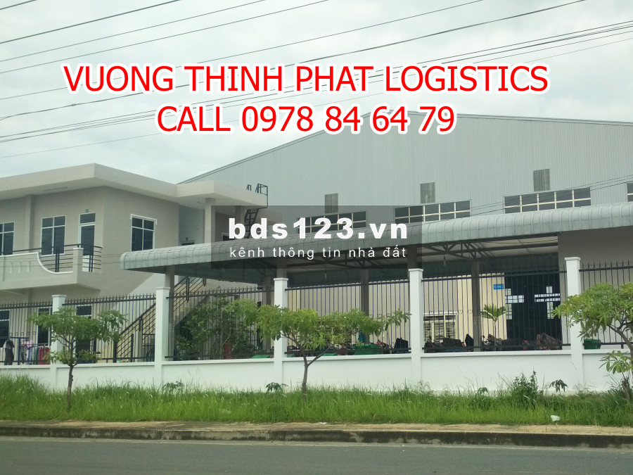 Cho thuê kho xưởng 2 mặt tiền đường Trần Văn Mười, Hóc Môn, diện tích 2.499m2, giá tốt