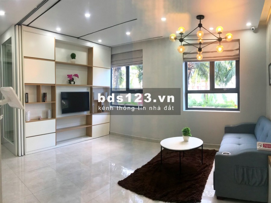 Căn hộ 2PN, 2WC dự án Sài Gòn Intela, Nguyễn Văn Linh, 1,35 tỷ view hồ bơi thoáng mát.