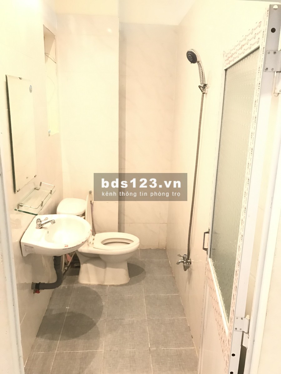 Phòng trọ tiện nghi 176 đường Cao Lỗ, Q8 tiện nghi DT 40m