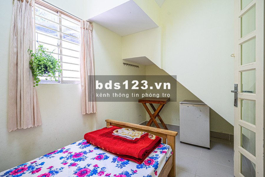 Cho thuê phòng, full nội thất, nấu ăn, Q.1, giờ tự do