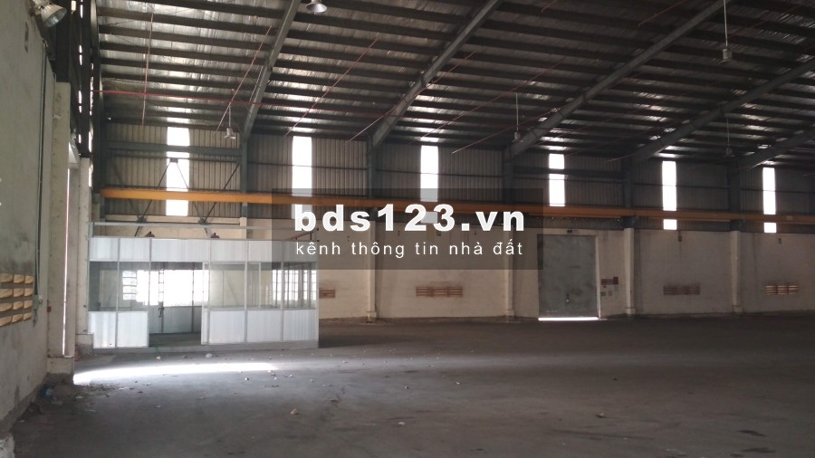 Cần cho thuê kho xưởng diện tích 732m2 mặt tiền Đông Hưng Thuận 2, Quận 12, giá tốt