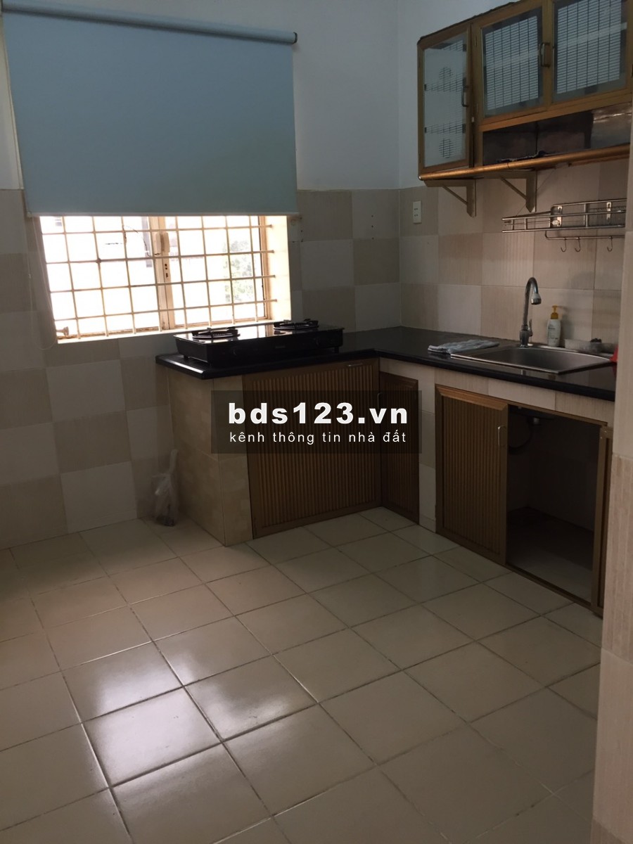 Cho thuê căn hộ c/c 750 Nguyễn Kiệm, Q.Phú Nhuận