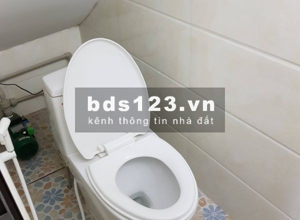 Nhà 5 Tầng, 38m2 Ngõ 158, Ngách 70 Nguyễn Văn Cừ LH: 039.888.1970