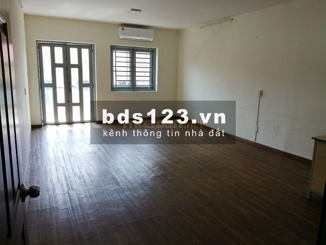 Cho thuê nhà HXT Hai Bà Trưng, Phường 8, Quận 3. Gần chợ Tân Định