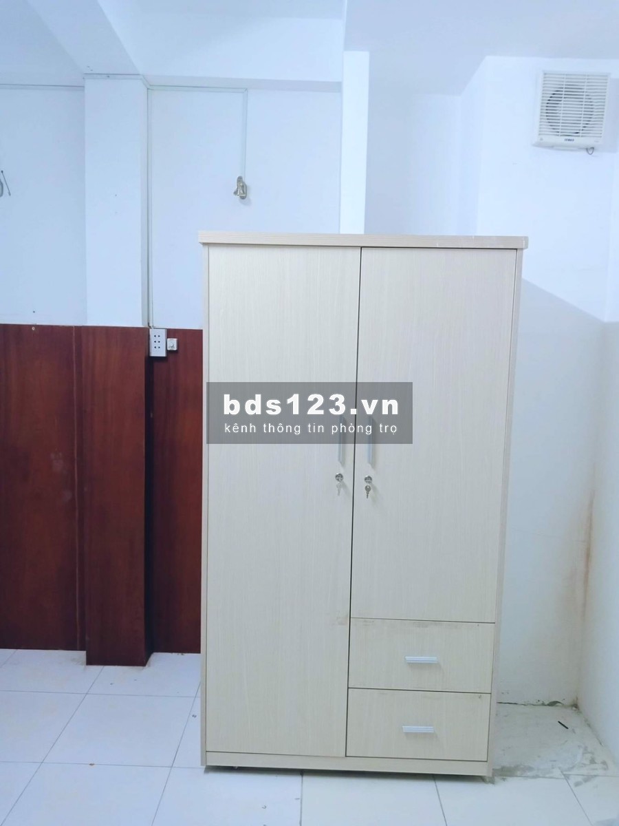 Phòng cho thuê giờ tự do wc trong Q3 mặt tiền