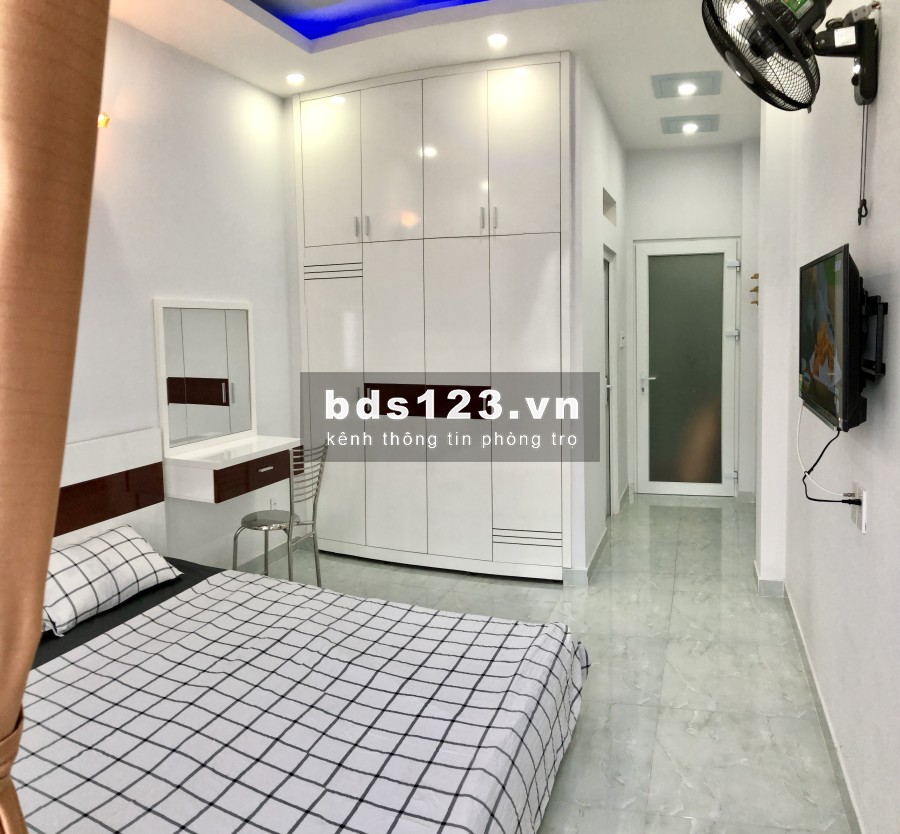 Phòng mới, full nội thất, an ninh. Gần sân bay, CV Gia Định