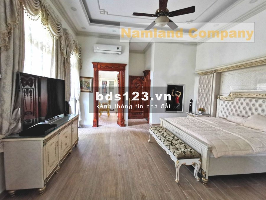 Villa HOT hồ bơi sân vườn cho thuê 515m2 5PN Trần Não - Bình An