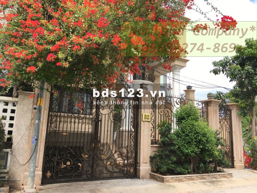 Biệt thự style cổ kính Siêu Sang 350m2 có hầm, 5PN đẹp lung linh
