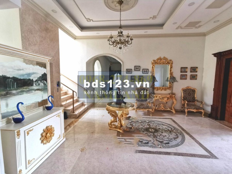 Villa hồ bơi đẹp 20x20 5pn phường Thảo Điền giá rẻ