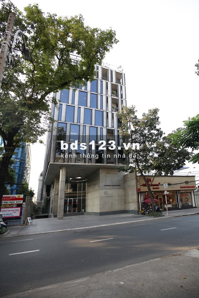 Tòa nhà văn phòng cao cấp quận 1 (40 -220m2)