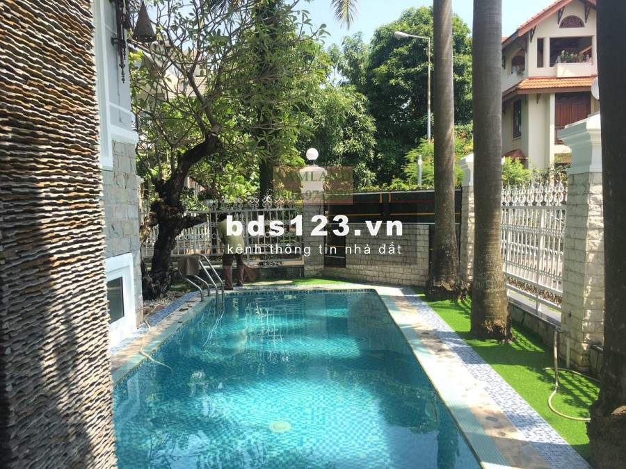 Villa số 18A Trần Não cho thuê 350m2