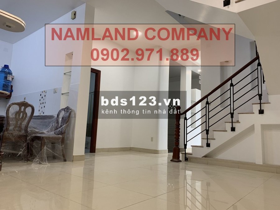 Nhà nguyên căn xây dựng mới hoàn toàn,mặt bằng thông suốt