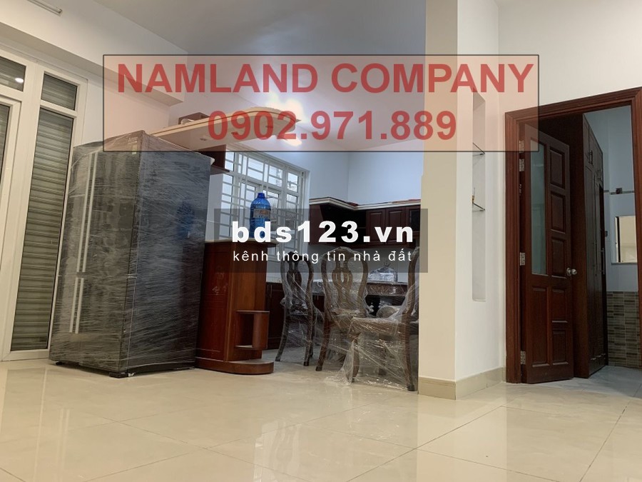 Nhà nguyên căn xây dựng mới hoàn toàn,mặt bằng thông suốt