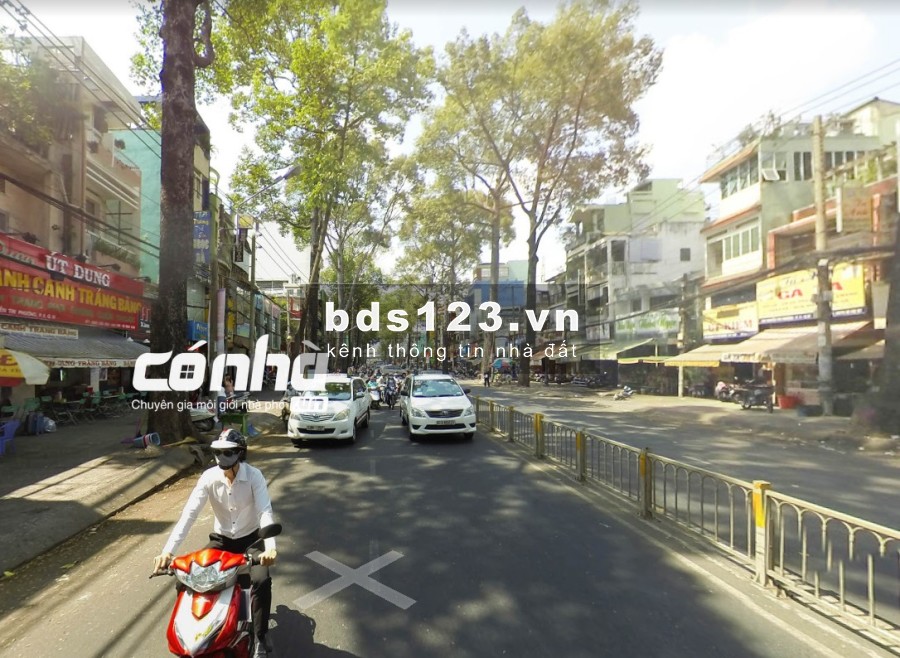 Cho thuê nhà nguyên căn mặt tiền Nguyễn Tri Phương, phường 4, quận 10. DT: 4x15m, 3 lầu _ có nhà