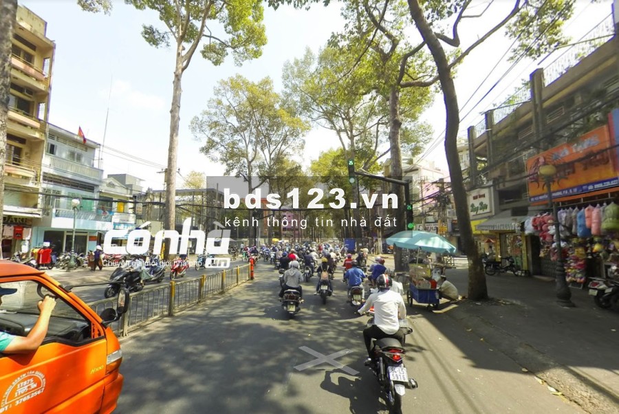 Cho thuê nhà nguyên căn mặt tiền Nguyễn Tri Phương, phường 4, quận 10. DT: 4x15m, 3 lầu _ có nhà