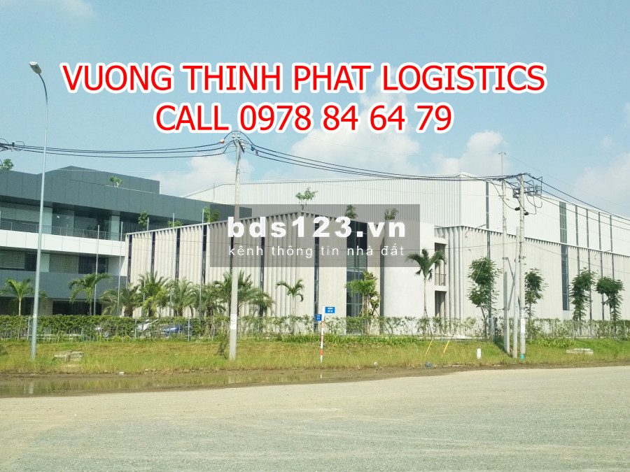 Chúng tôi cho thuê 5 kho xưởng DT 700m2, 732m2, 900m2, 1.700m2, 2.500m2, trực thuộc Quận 12, giá tốt