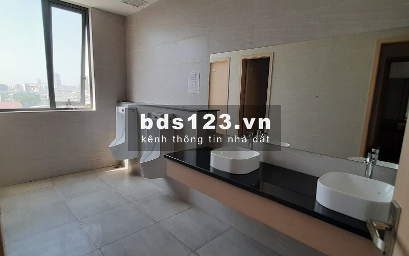 Cho thuê văn phòng đường Nguyễn Văn Linh, diện tích 110m2, 545m2 LH Hotline: 098.20.999.20