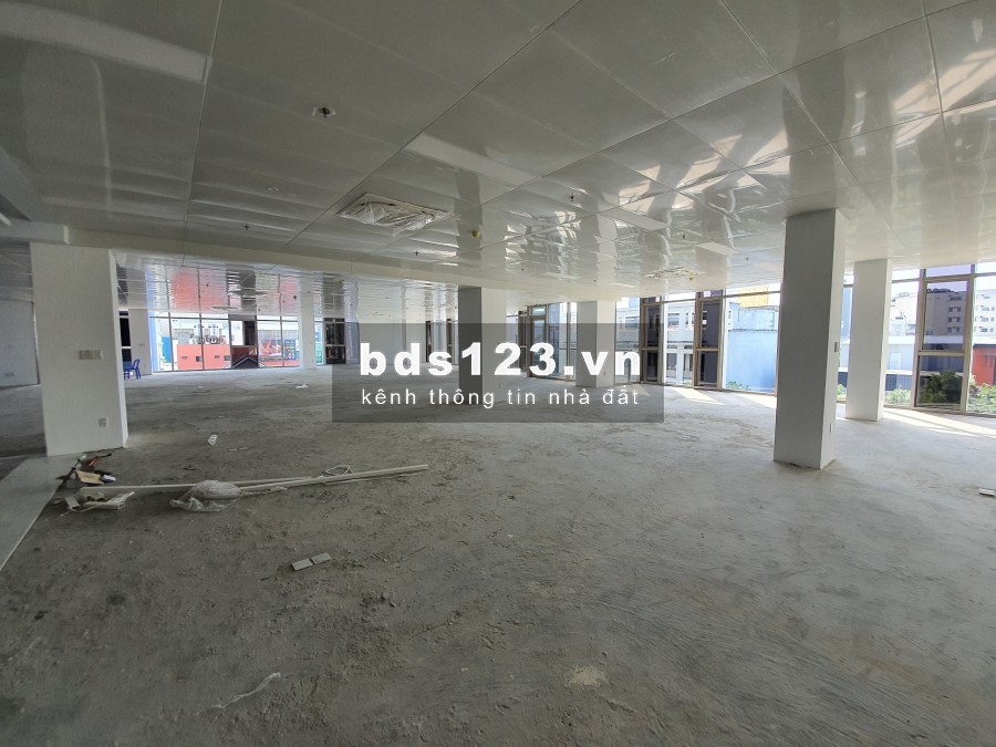 Cho thuê văn phòng đường Trần Phú, diện tích 780m2. LH hotline: 098.20.999.20