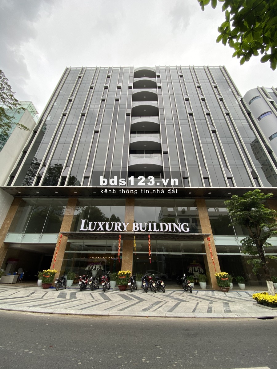 Cho thuê văn phòng đường Trần Phú, diện tích 780m2. LH hotline: 098.20.999.20