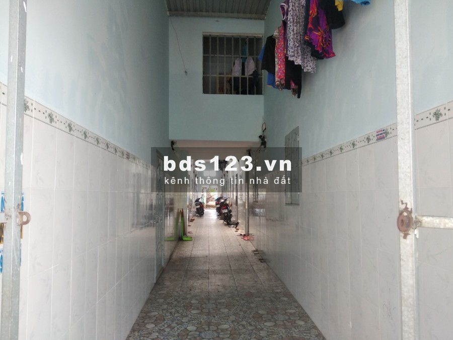 KD thua lỗ bán gấp dãy trọ 300m2(10x30) 14p/2kiot thủ nhập ổn định