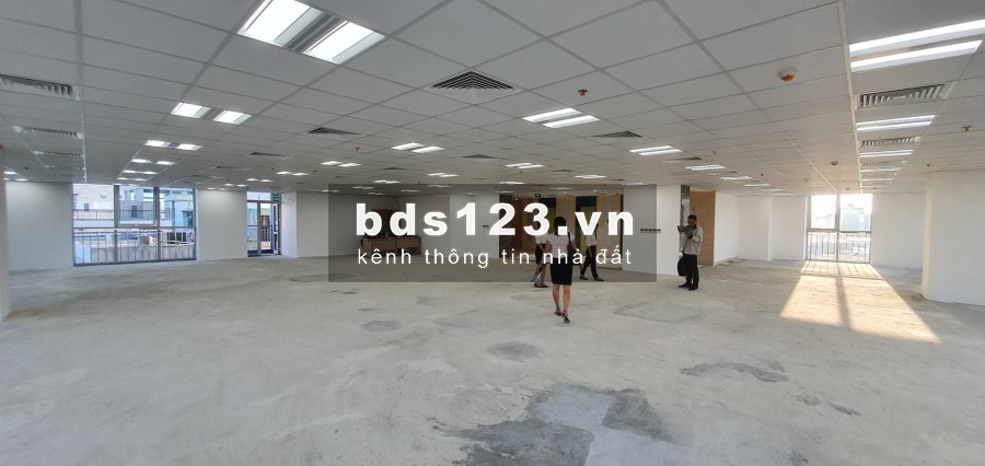 Cho thuê văn phòng đường Hải Phòng, diện tích 56m2 - 351m2. LH Hotline: 098.20.999.20