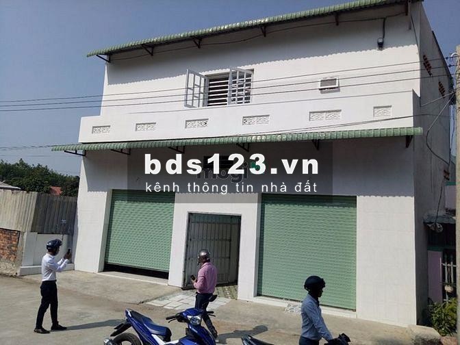 Ở xa không tiện KD sang nhanh dãy trọ 21P+2kiot vị trí đẹp,dân cư đông đúc,ngay chợ,KCN