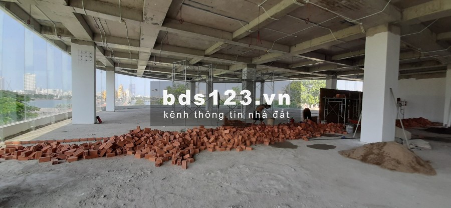 Cho thuê văn phòng đường Nguyễn Văn Linh, diện tích 110m2, 458m2. LH hotline: 098.20.999.20