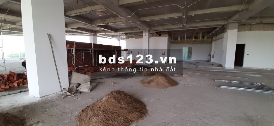 Cho thuê văn phòng đường Nguyễn Văn Linh, diện tích 110m2, 458m2. LH hotline: 098.20.999.20