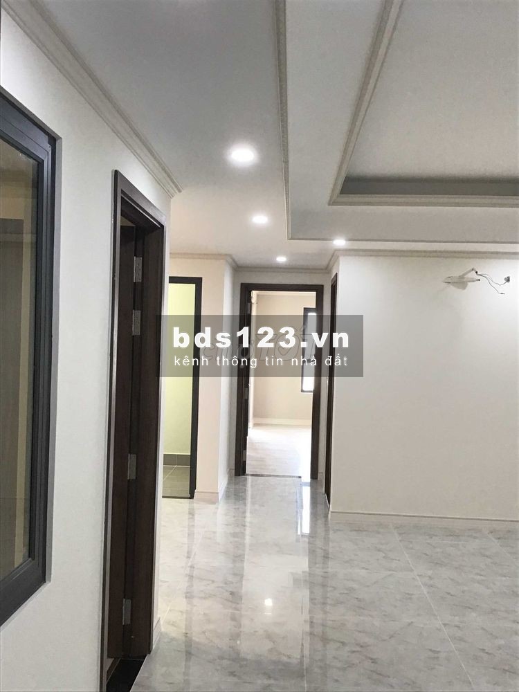 Cần bán căn góc 3PN view sông, có ban công giá tốt nhất chỉ 3,75 tỷ căn 107m2, 3,6 tỷ căn 95m2