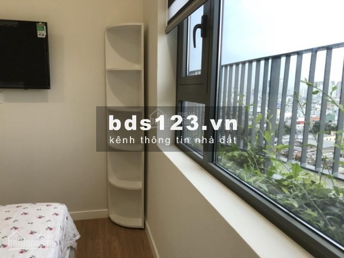 Cho thuê căn hộ 2PN, view sông, full nội thất, liền kề trung tâm, đi lại thuận tiện, chỉ 12tr/tháng