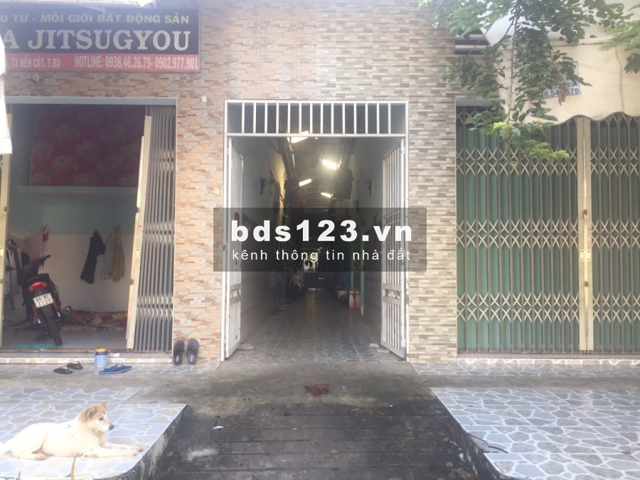 về quê định cư cần bán 2 dãy trọ 300m2 10x30m gần chợ dân đông