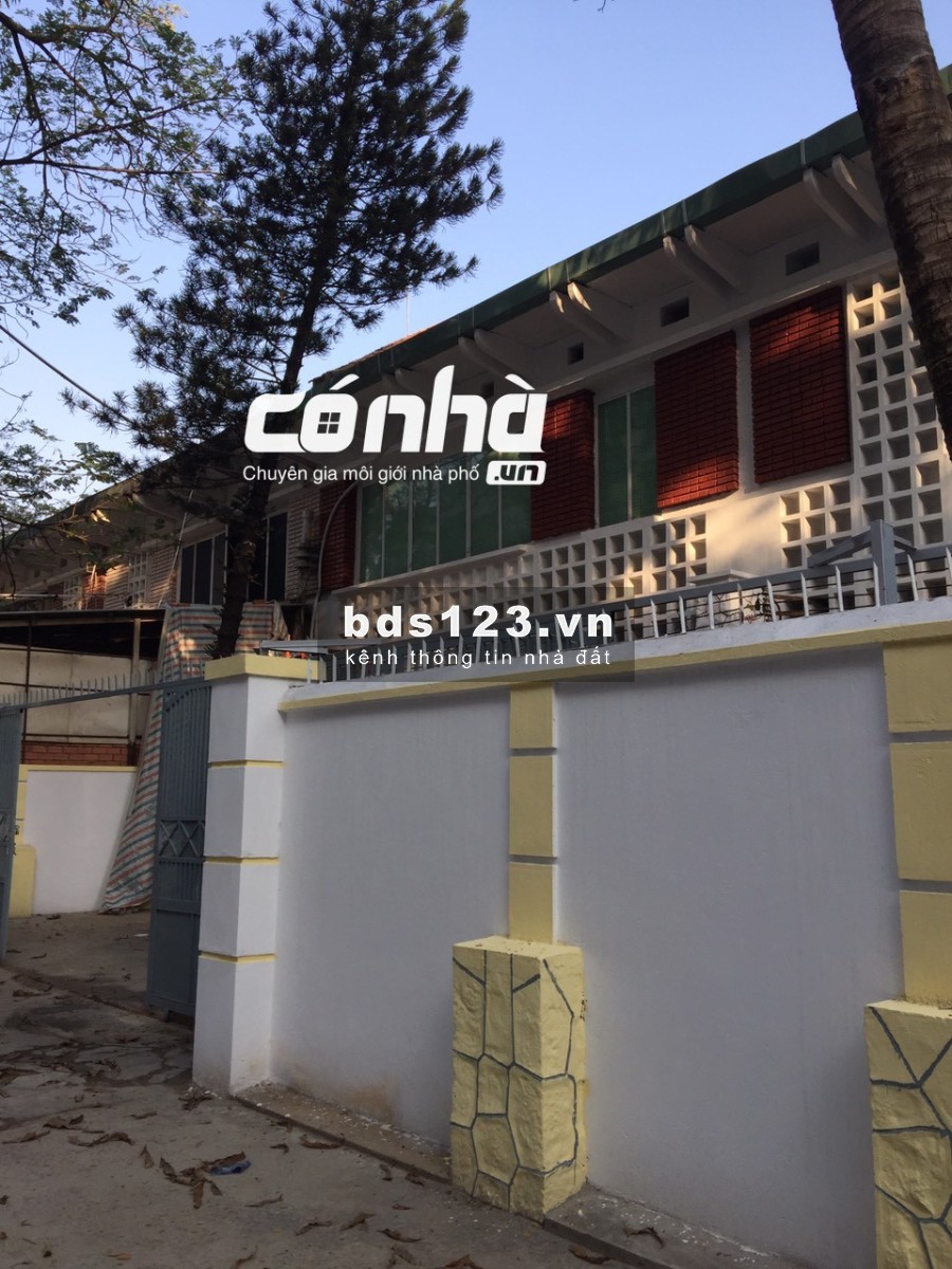Cho thuê nhà nguyên căn hẻm xe hơi đường Hoàng Văn Thụ, Phú nhuận, 16x60m,