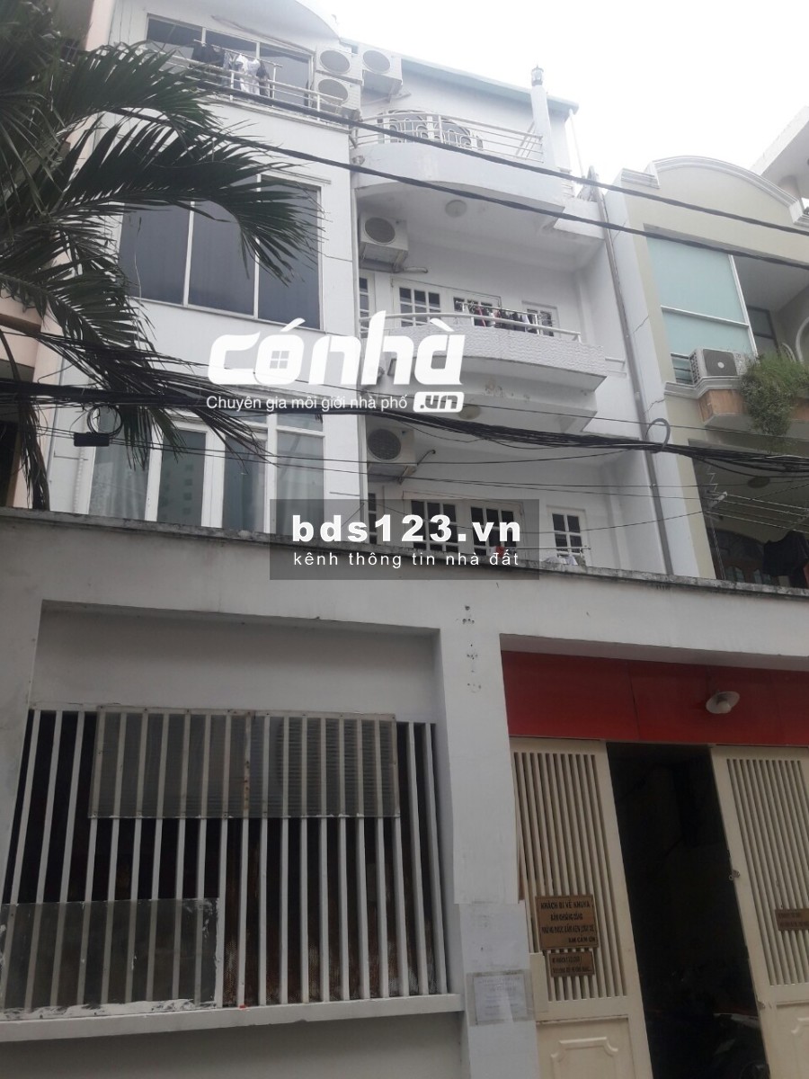 CÓ NHÀ hxh đường 3 tháng 2, phường 12, Quận 10. DT 7x18m, 3 lầu