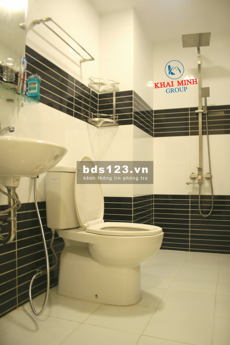 Phòng GIÁ RẺ CHỈ 1.8TR, MÁY LẠNH, HỒ BƠI, WC riêng bảo vệ 24/7 - Quận 8 gần Võ Văn Kiệt