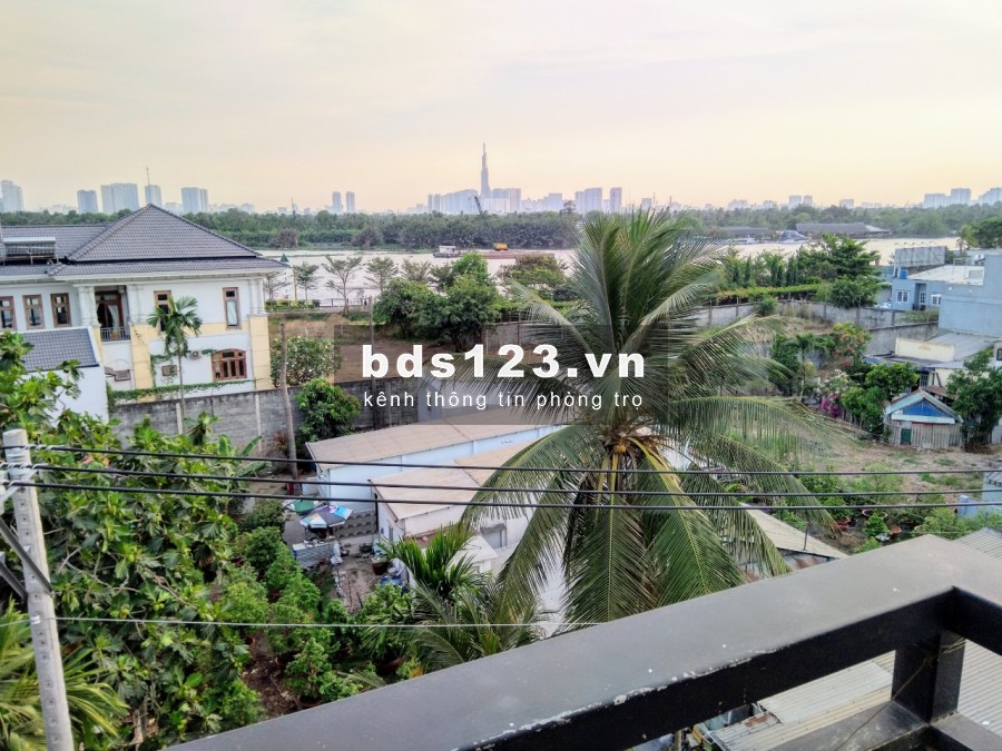 ( Chính chủ ) Phòng đẹp ban công view sông, BV 24/7, Thang máy. Ngay Phạm Văn Đồng - Kha Vạn Cân - Gigamall