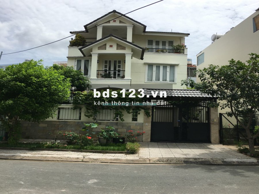 Nhà nguyên căn 4PN khuôn viên nhỏ 19/5 Đường số 3, Phường An Phú, Quận 2