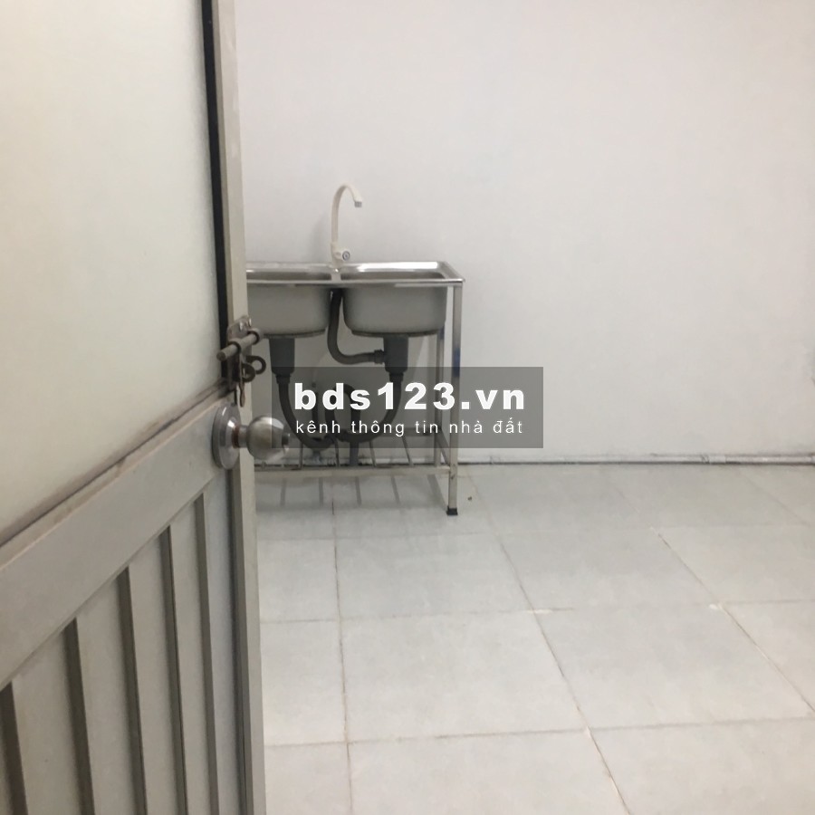 PHÒNG GIÁ RẺ, KHOẢNG 1-2 NGƯỜI Ở, GIỜ TỰ DO GẦN NGÔ TẤT TỐ