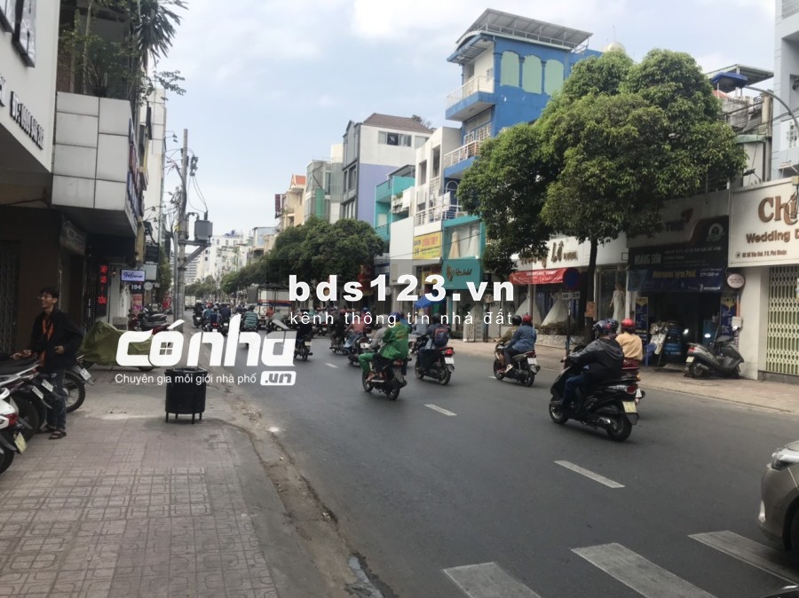 Nhà mặt tiền đường Hồ Văn Huê, Phú Nhuận. DT 6x15m, trệt lửng 3 lầu _ CÓ NHÀ
