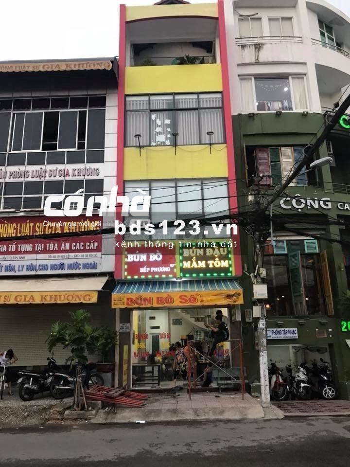 Cho thuê nhà mặt tiền đường Hoàng Việt, Tân Bình. DT 4x20m, 3 lầu _ CÓ NHÀ